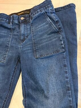 White House Black Market Stretch Waist Jeans